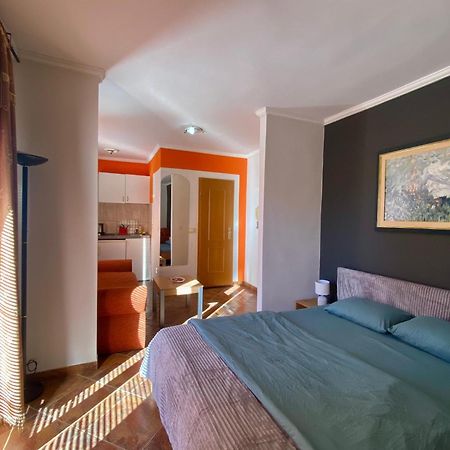 Markovic Aparthotel - Budva Becici Hotel Exterior photo