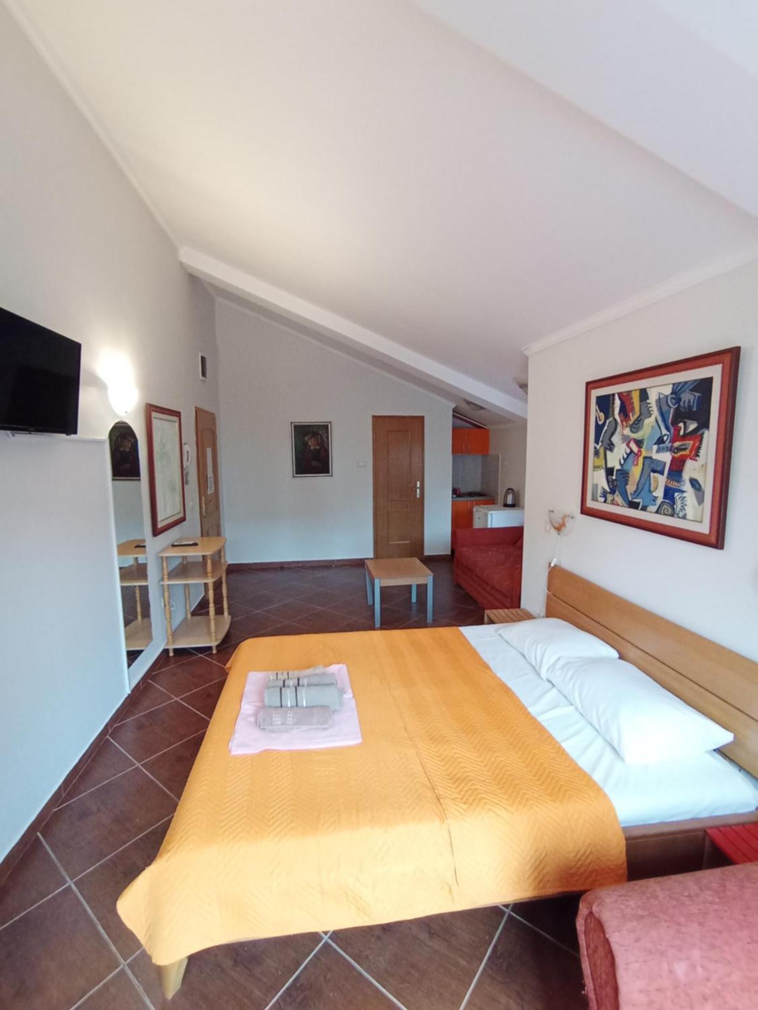 Markovic Aparthotel - Budva Becici Hotel Exterior photo